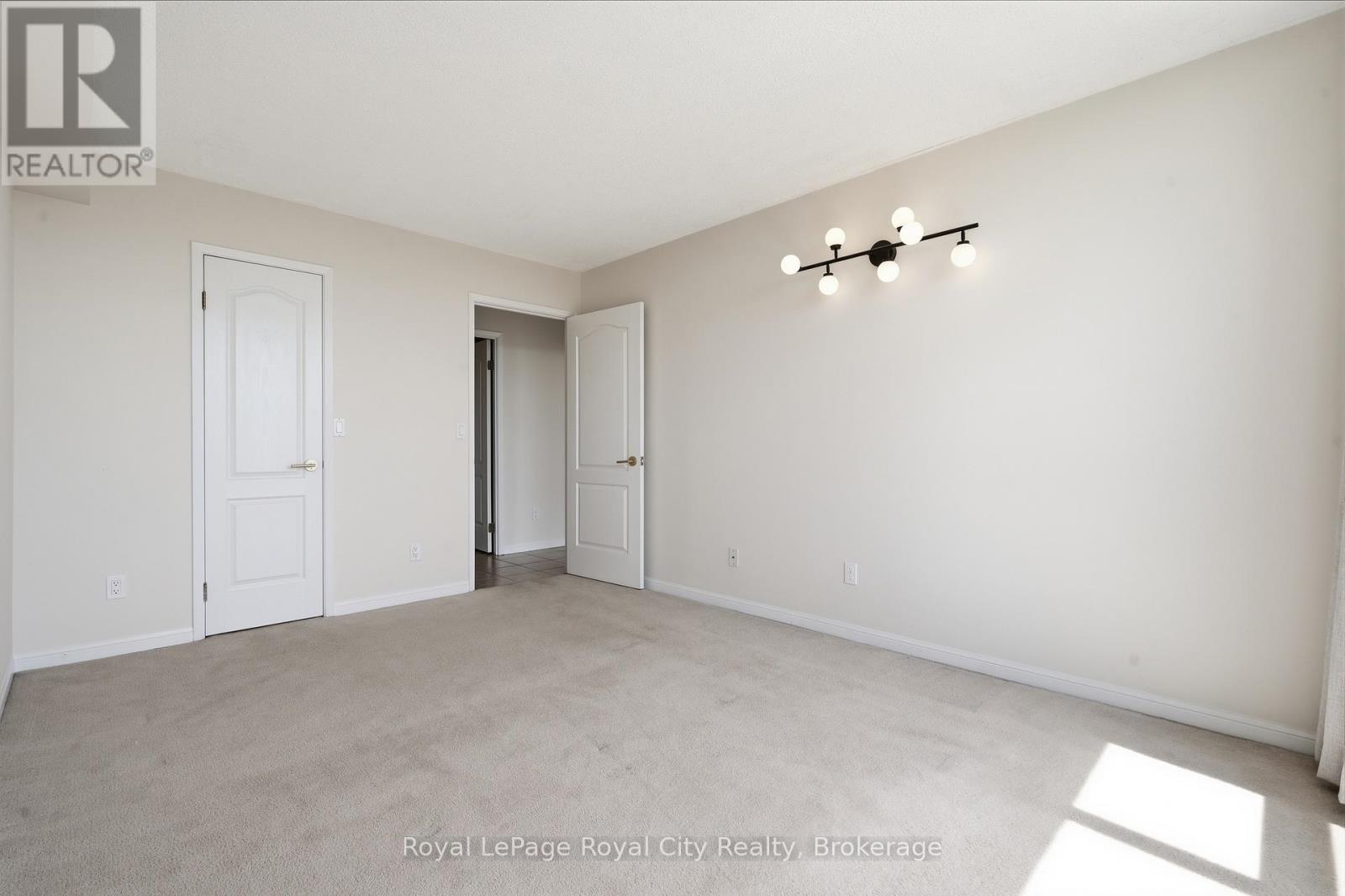 #610 107 BAGOT STREET - 22