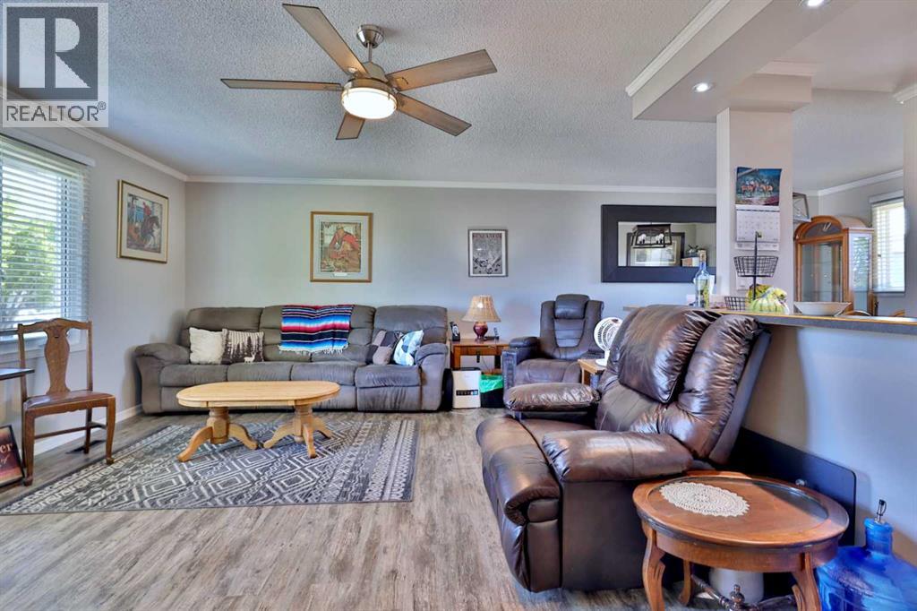 229 Parkview Dr — photo 6