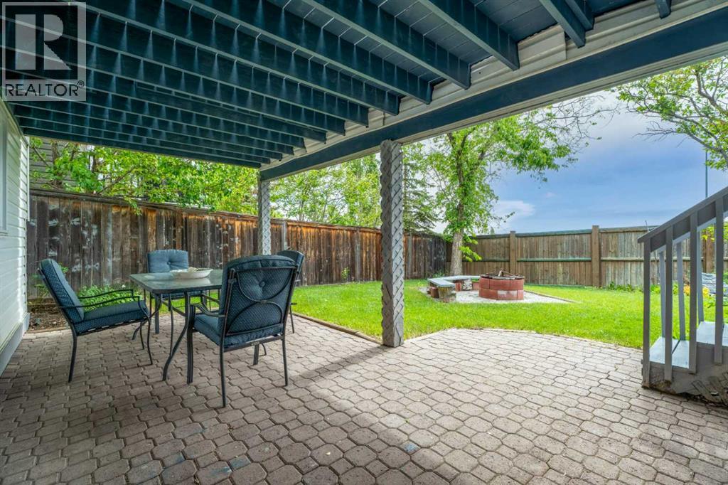 191 Edgebrook Rise NW — photo 36