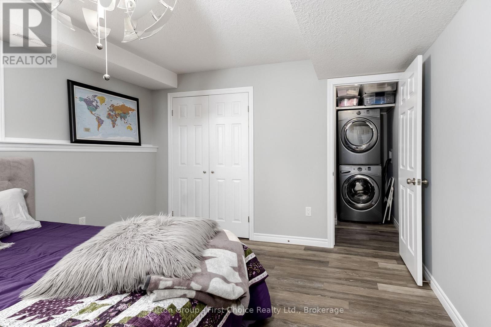 #3 148 BORDEN STREET - 19