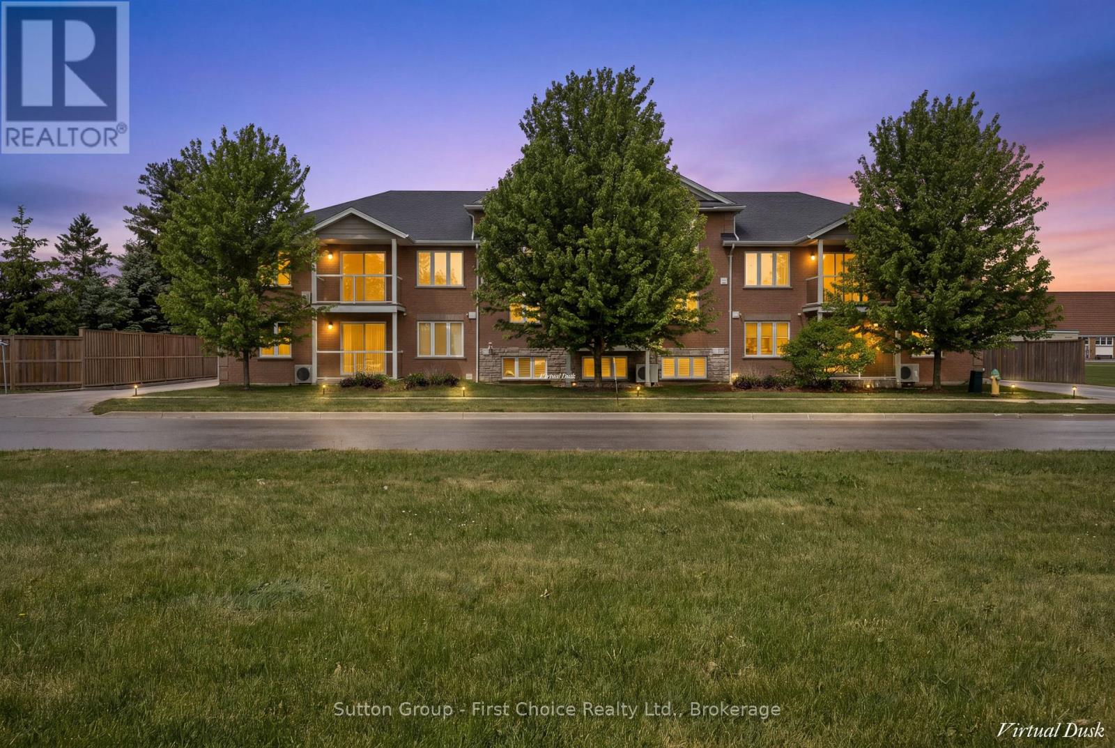#3 148 BORDEN STREET - 34