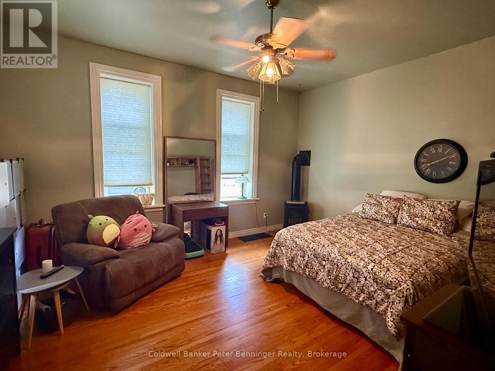 612 COLBORNE STREET - 13