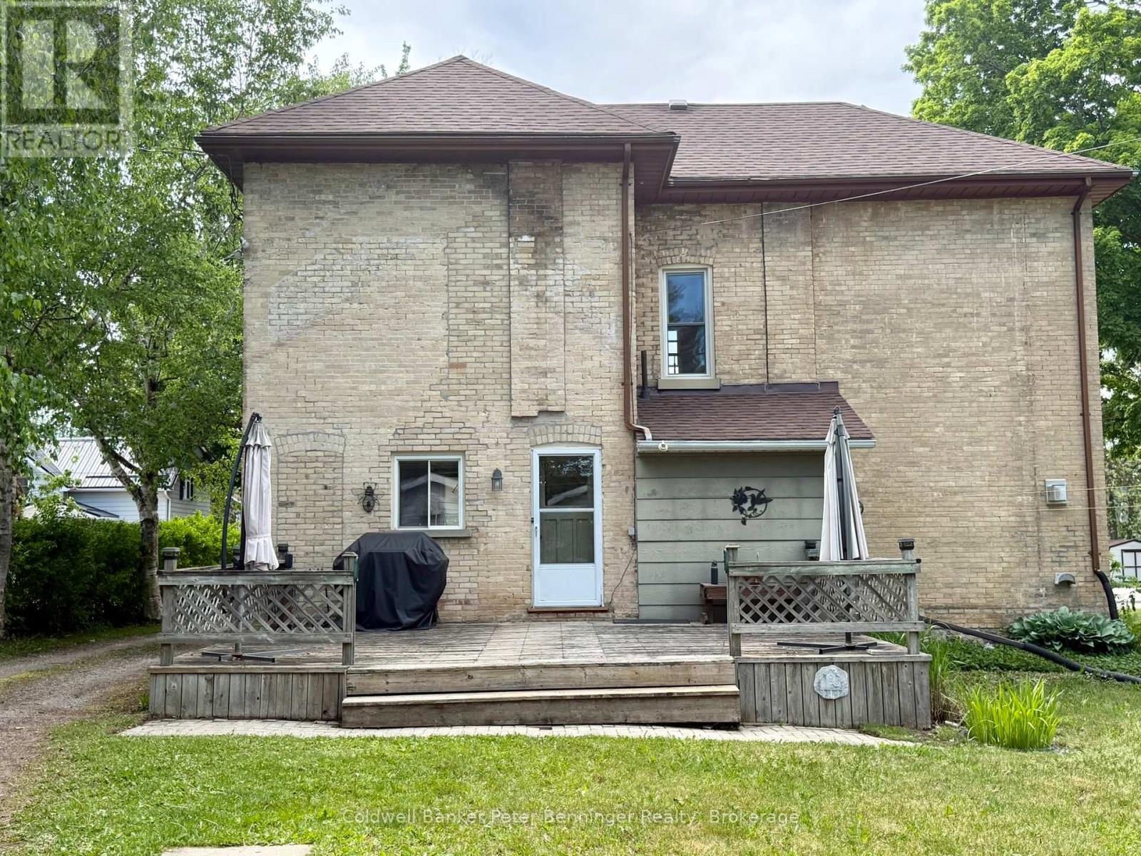 612 COLBORNE STREET - 25