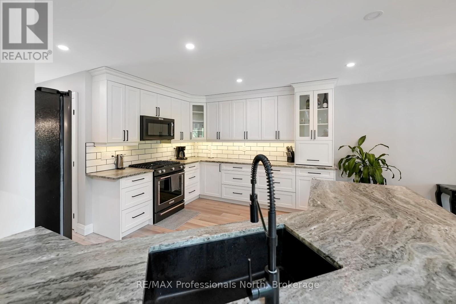 1677 HOSPITALITY ROAD - Image 10