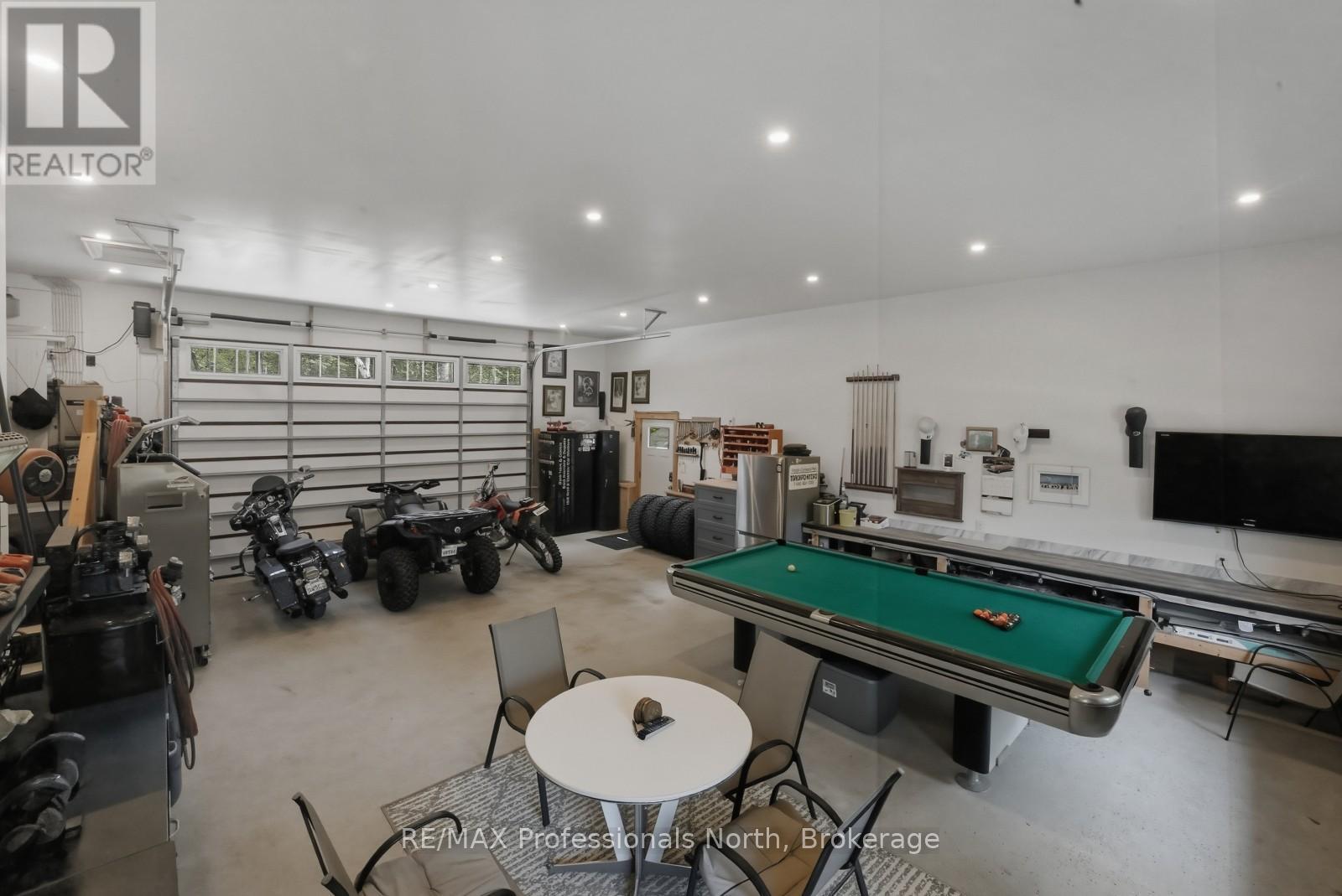 1677 HOSPITALITY ROAD - Image 20