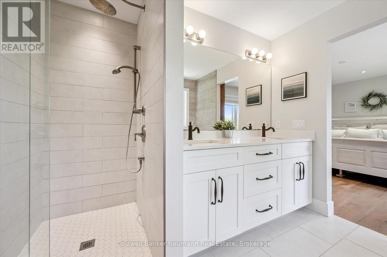 839 WATSON ROAD S - Image 21