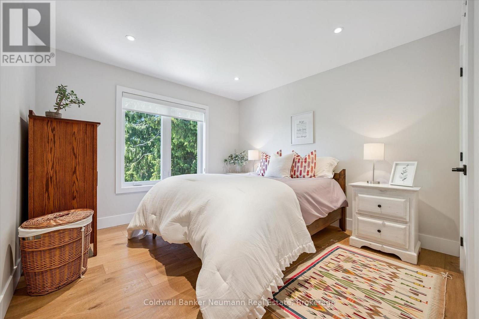 839 WATSON ROAD S - Image 22
