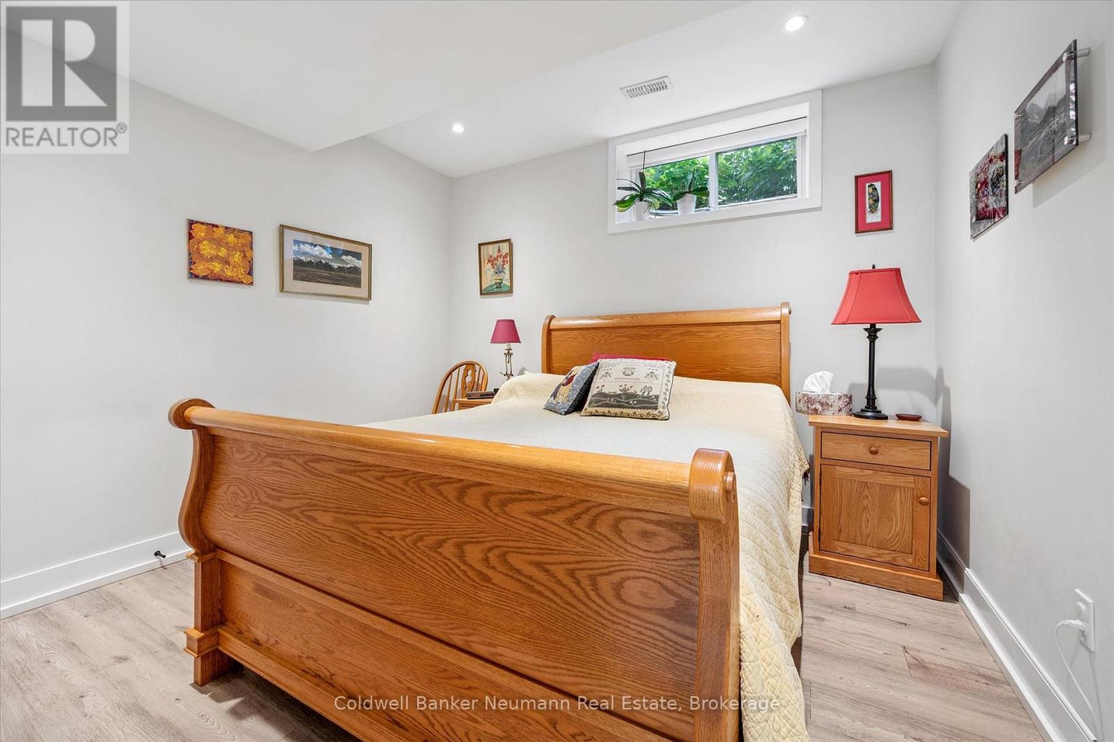 839 WATSON ROAD S - Image 30