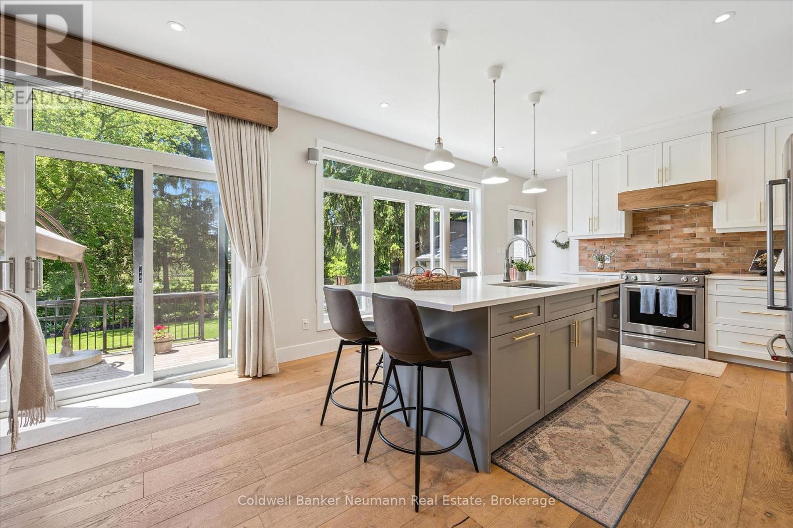839 WATSON ROAD S - Image 8