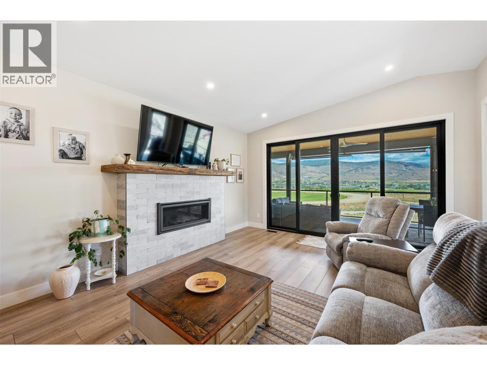 3803 TORREY PINES Drive - 19