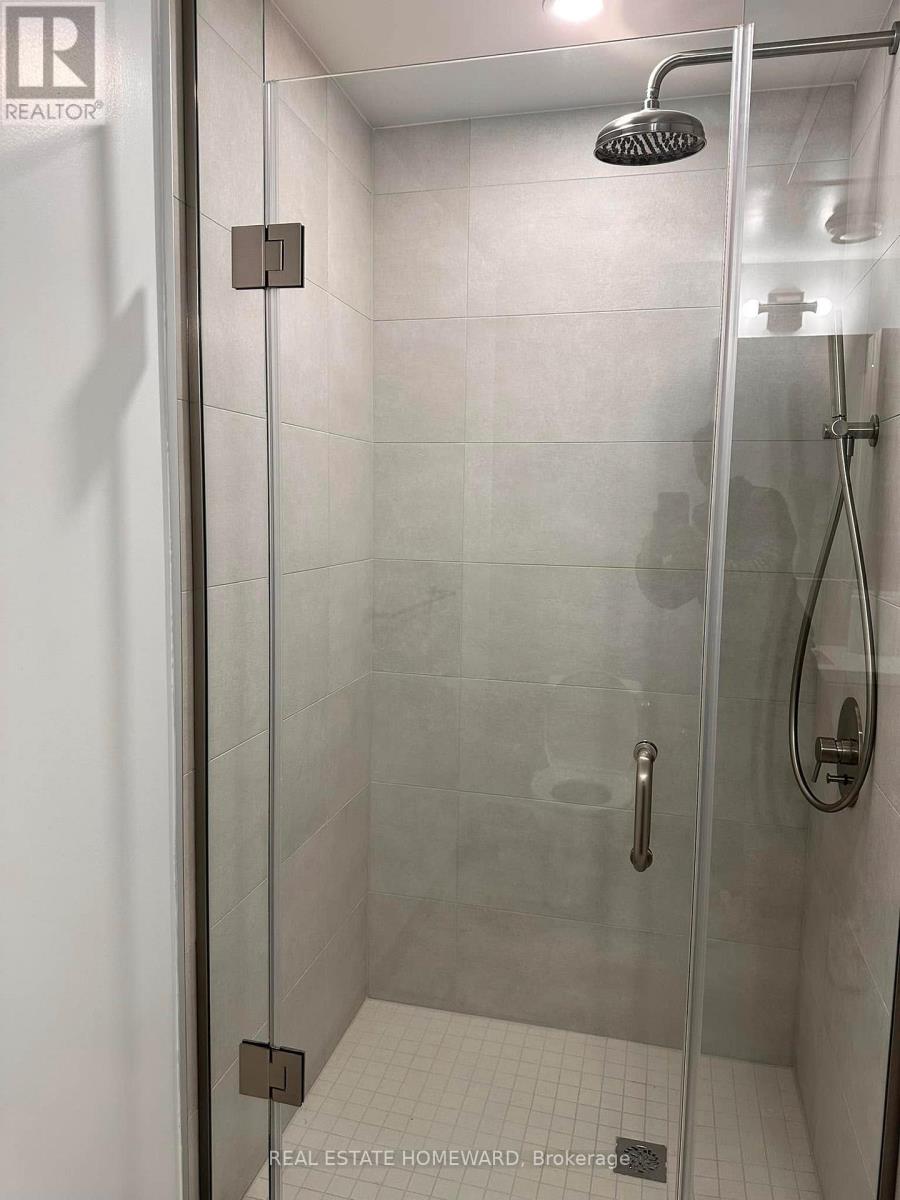 #535 2020 BATHURST STREET - Image 13