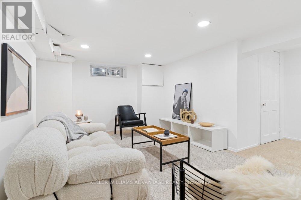 5 MARK STREET - 44