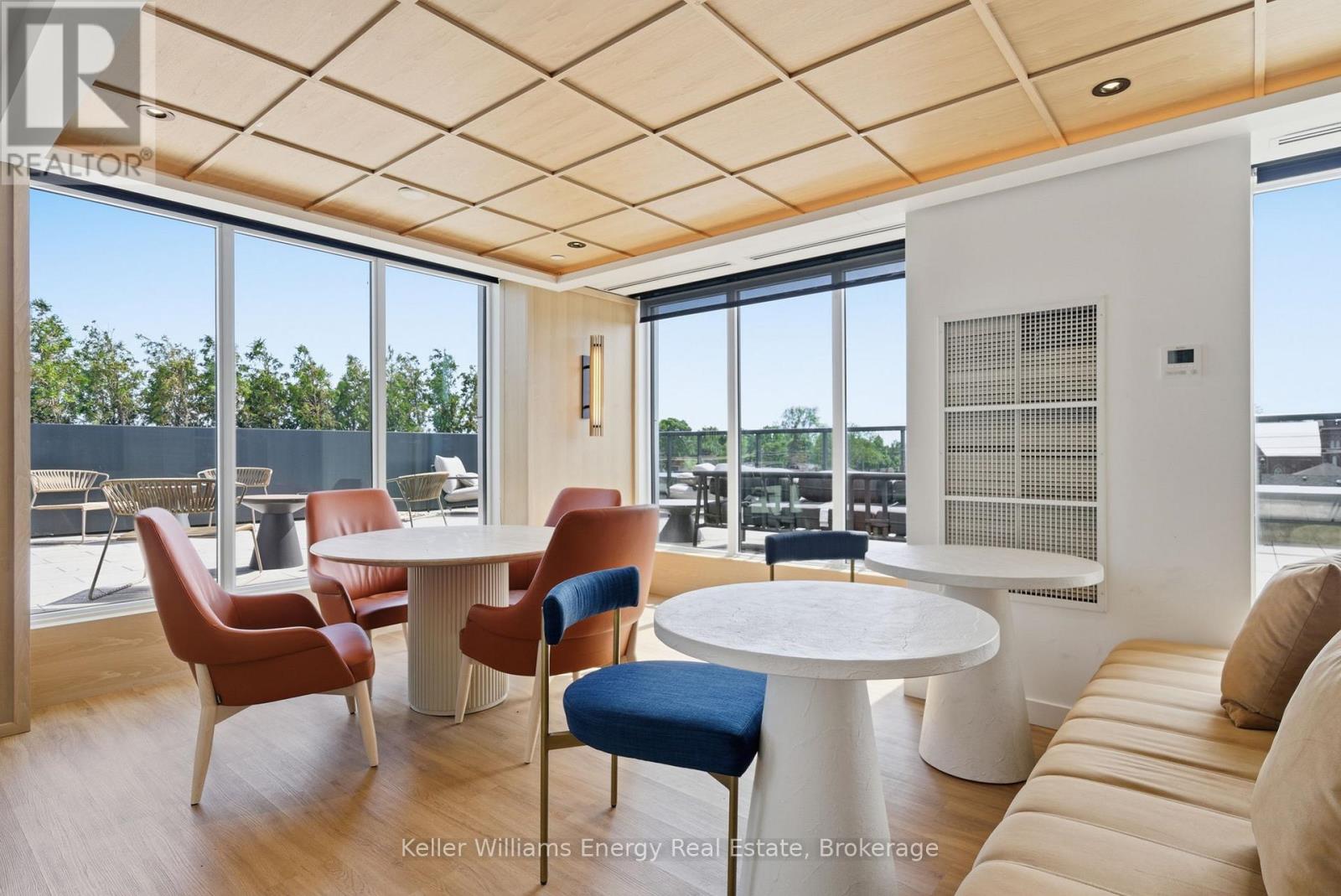 #417 201 BROCK STREET S - 28