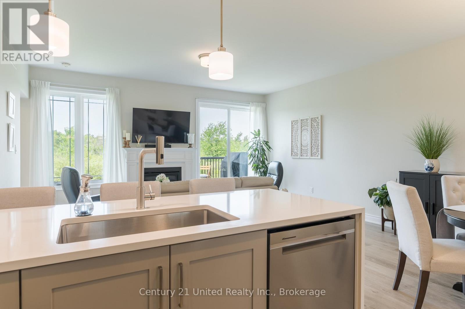 #78 80 MARSH AVENUE - 10