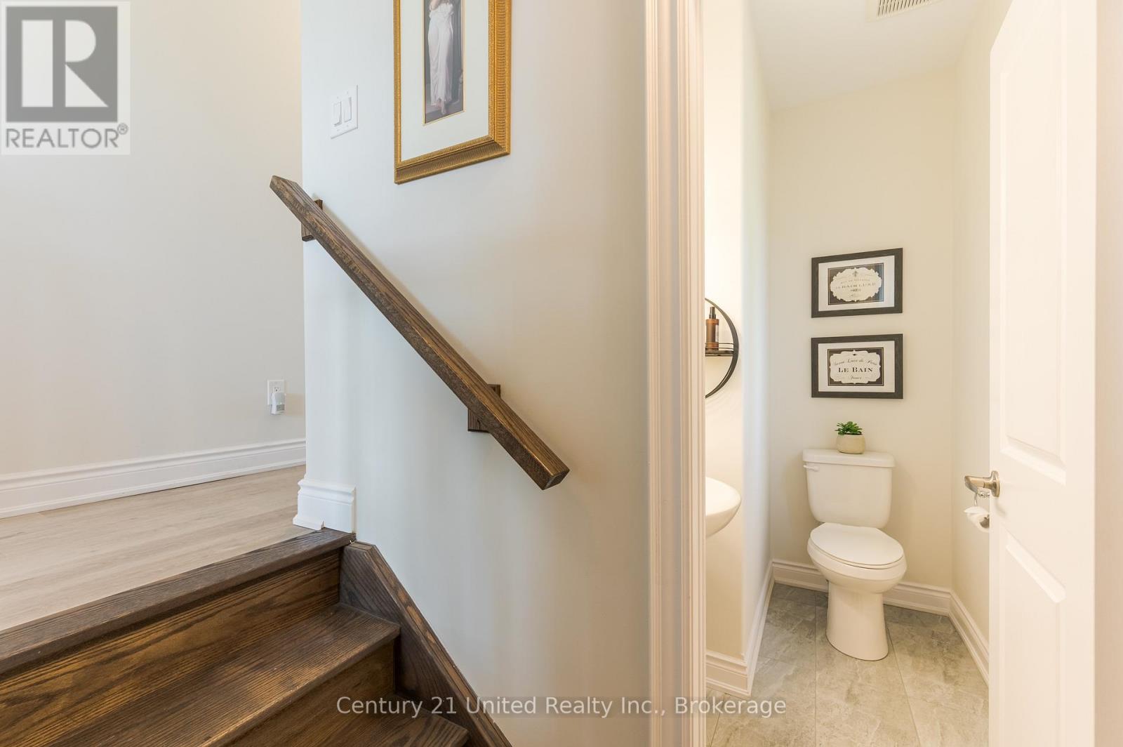 #78 80 MARSH AVENUE - 27