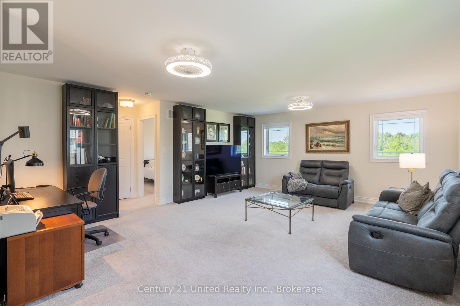 #78 80 MARSH AVENUE - 29