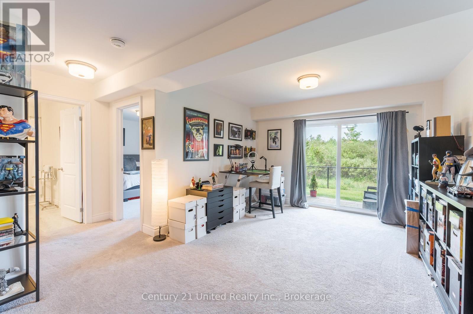 #78 80 MARSH AVENUE - 34