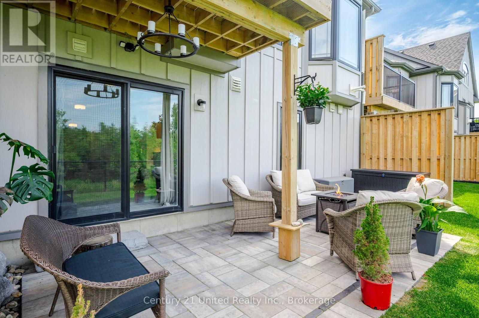 #78 80 MARSH AVENUE - 43