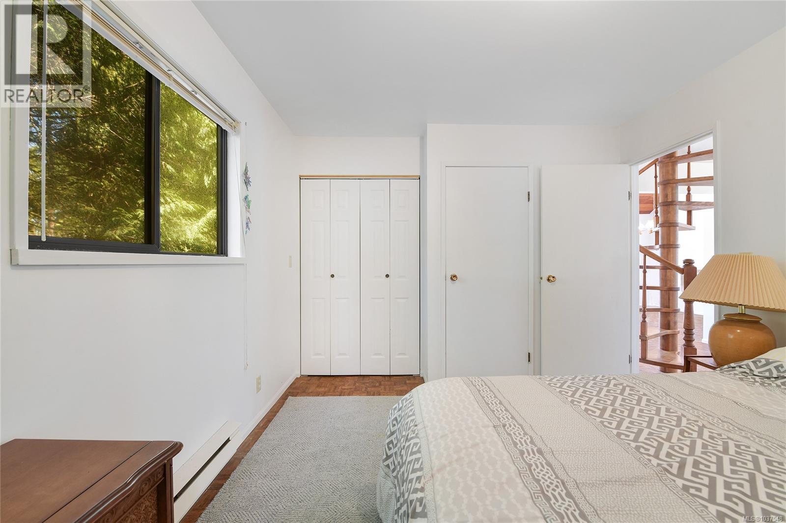 177 Spinnaker Dr - 34