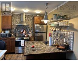 19 Cove Road, West Arichat, NS B0E3J0 Photo 9