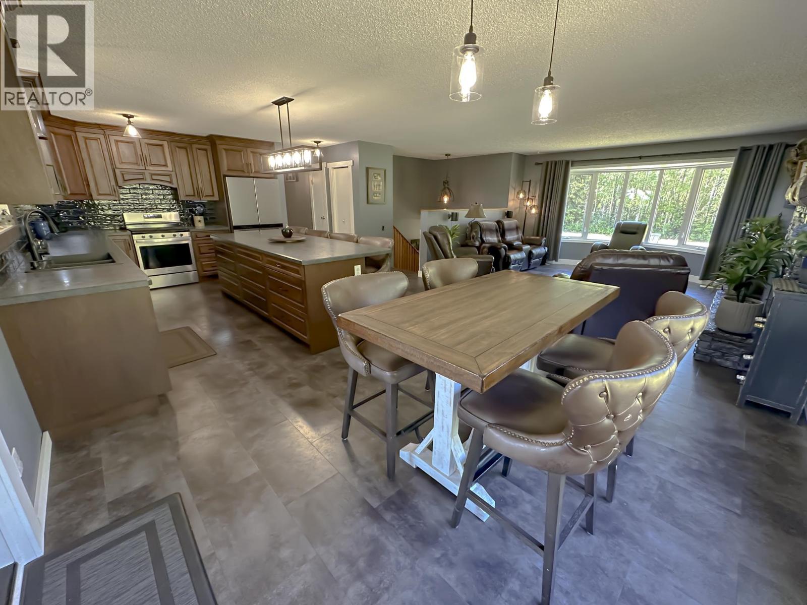 1375 MARKAY DRIVE - 23