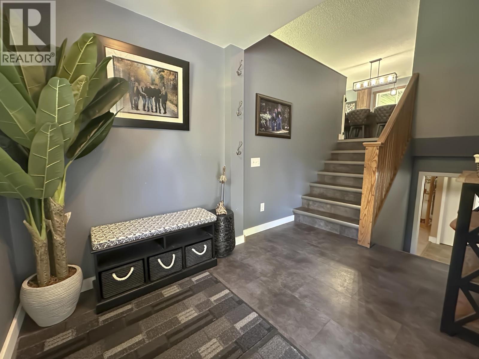 1375 MARKAY DRIVE - 20