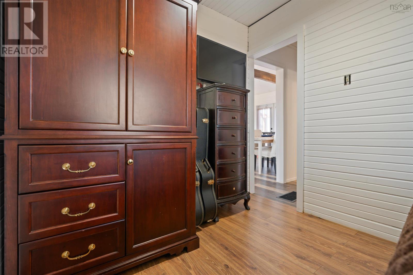 243 Cottage Road - 37