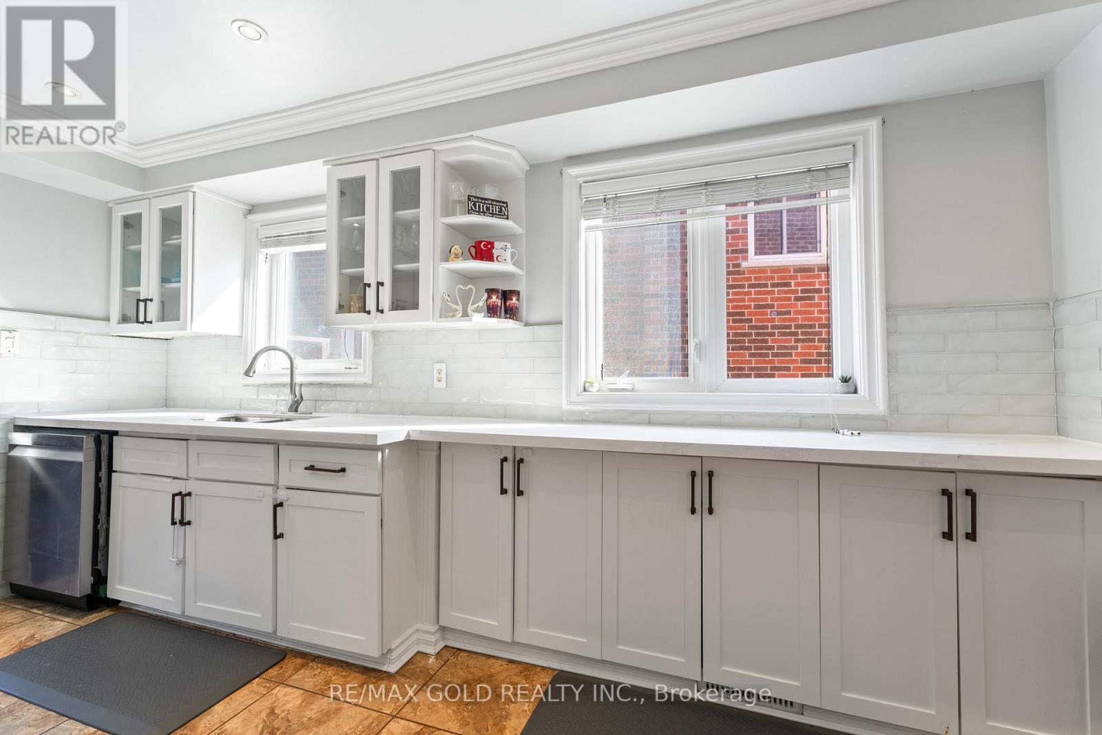 115 MISTY MEADOW DRIVE - 18