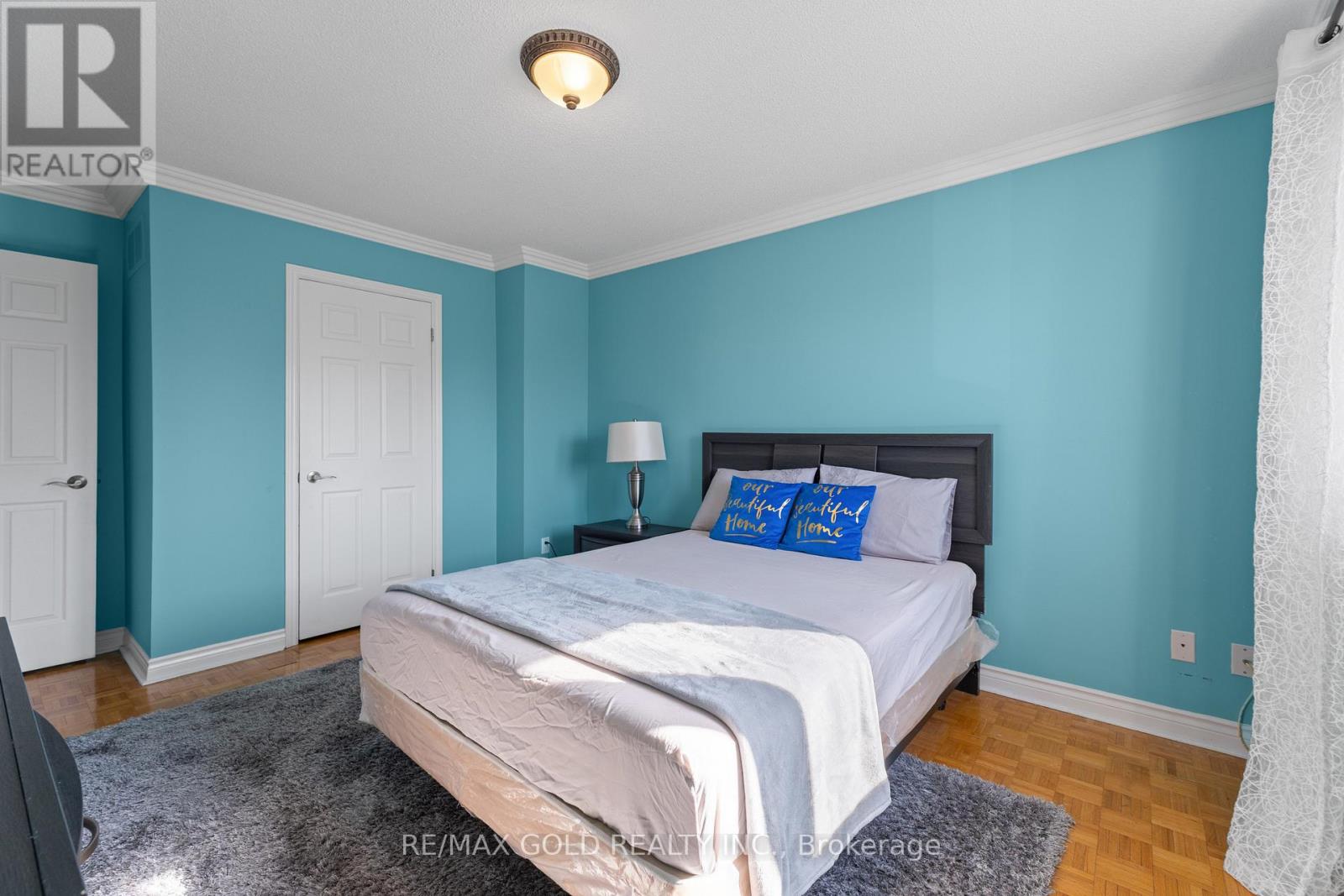 115 MISTY MEADOW DRIVE - 32