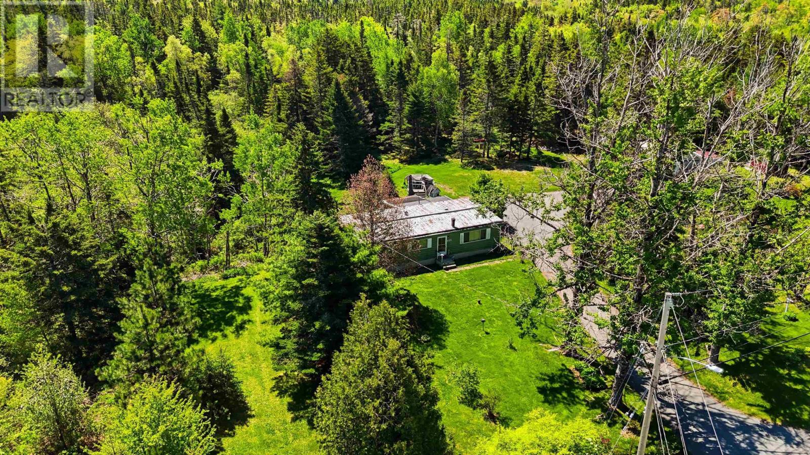 Property 1 of 42 of 225 South Uniacke Road