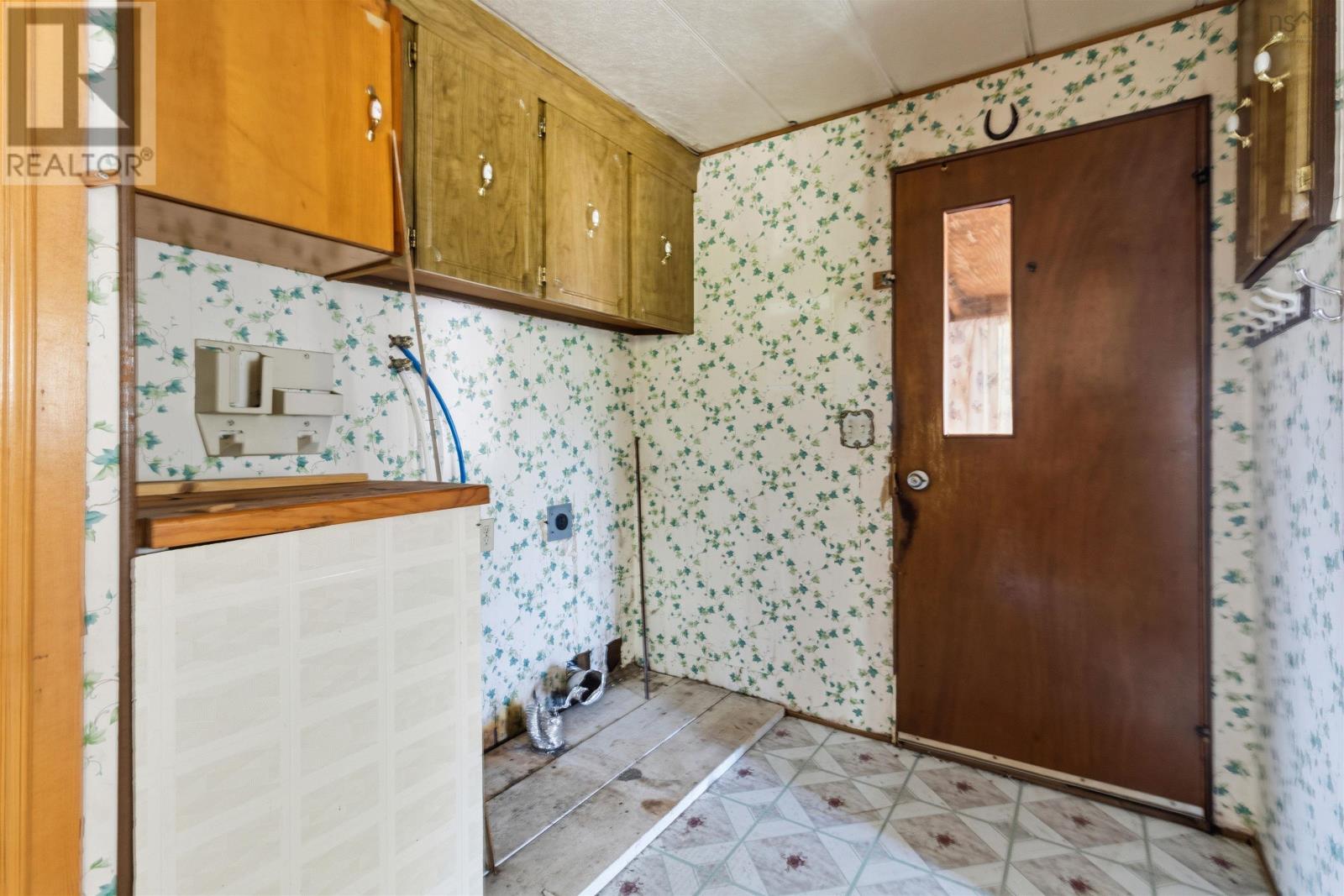 Property 34 of 42 of 225 South Uniacke Road