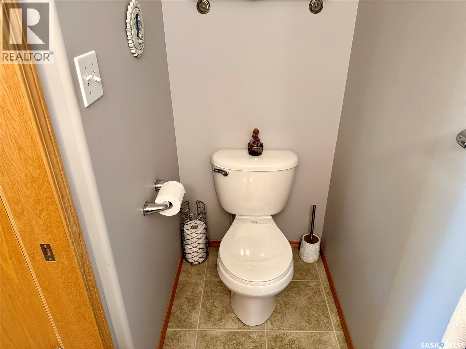 223 Mikkelson DRIVE — photo 13