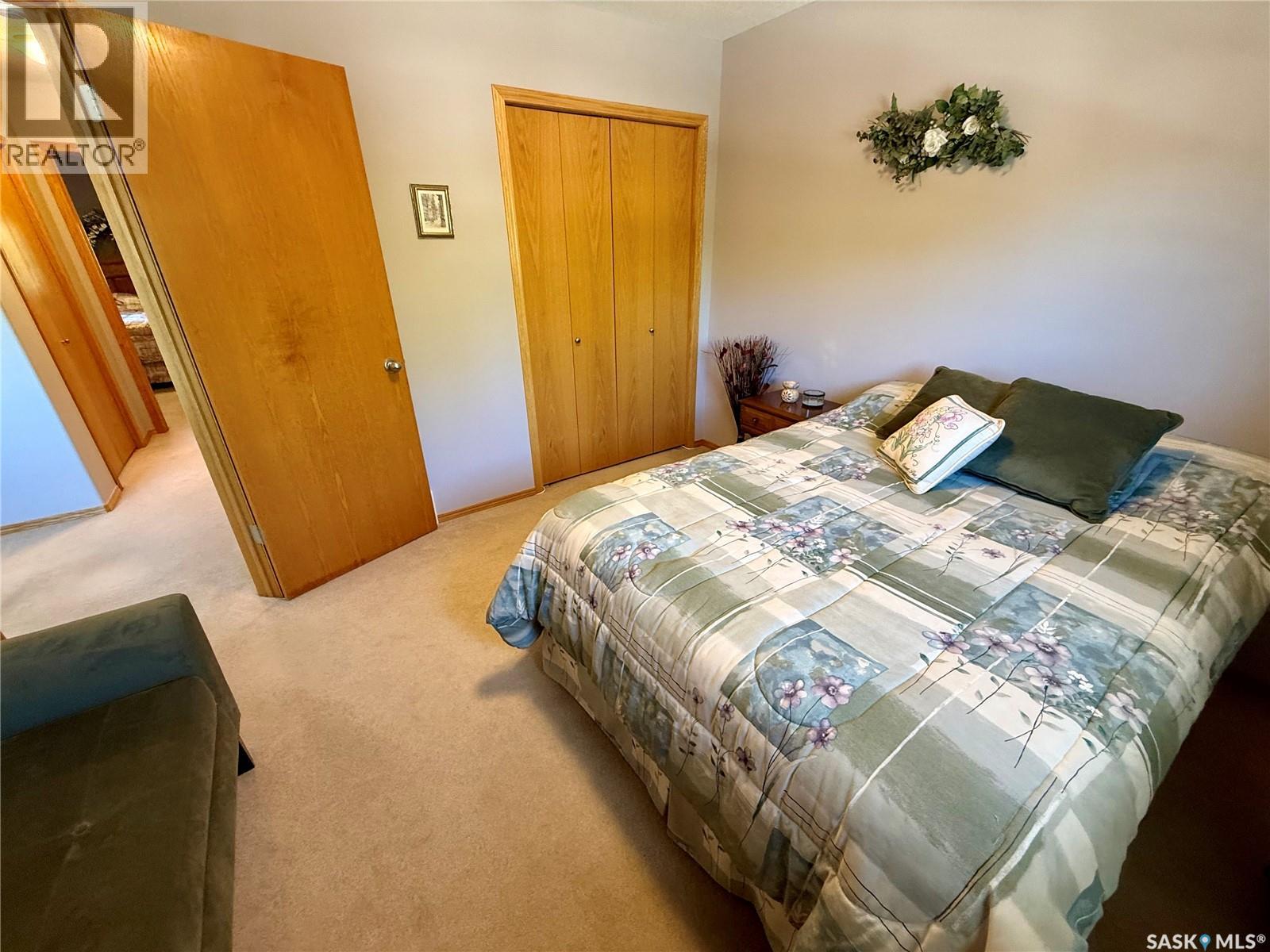 223 Mikkelson DRIVE — photo 24