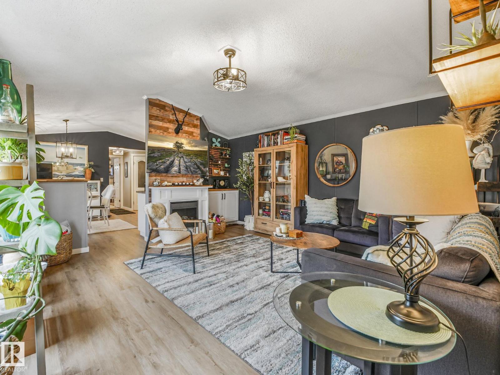 1122 Aspen Dr W - photo 4