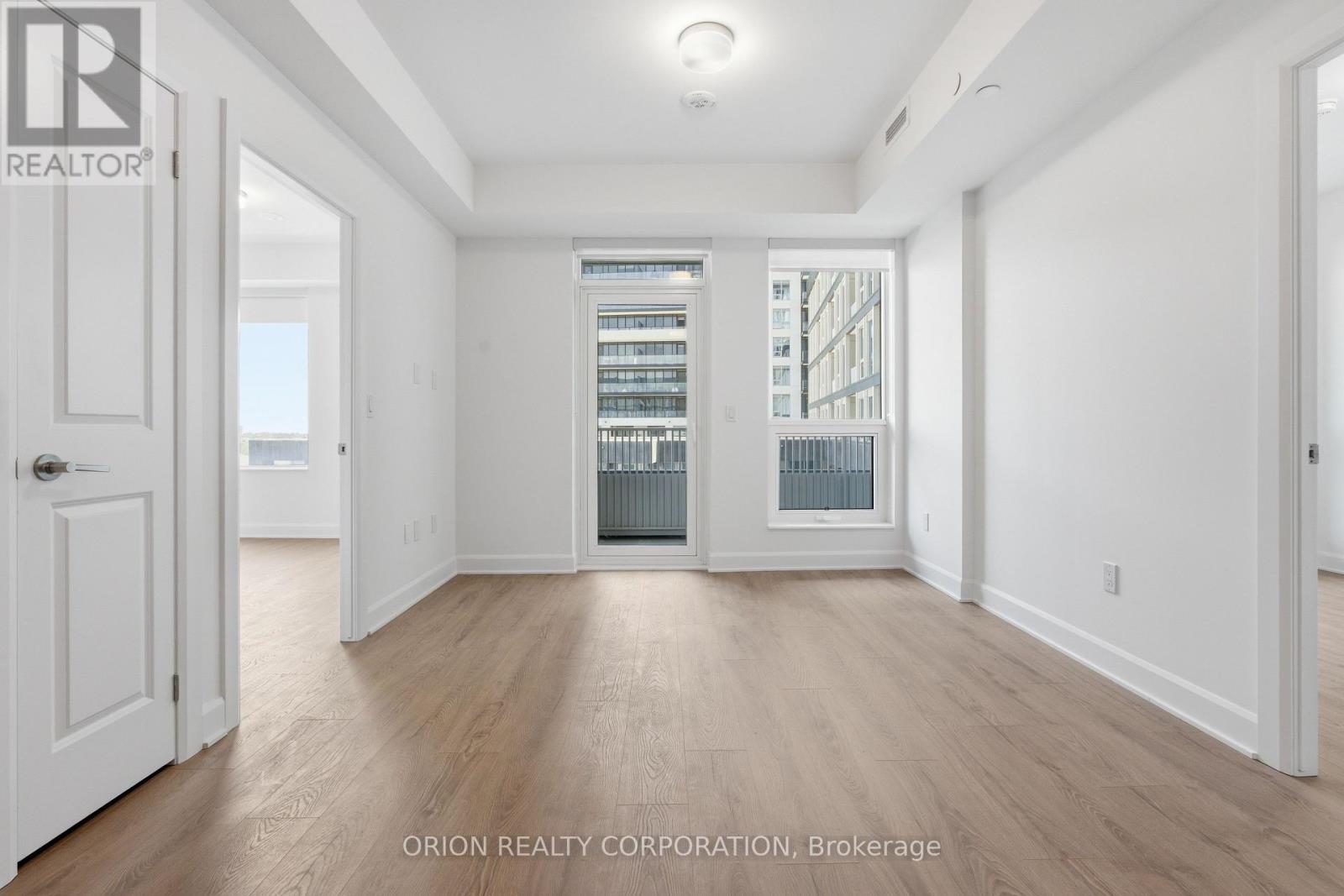 #527 3240 WILIAM COLTSON AVENUE - 17