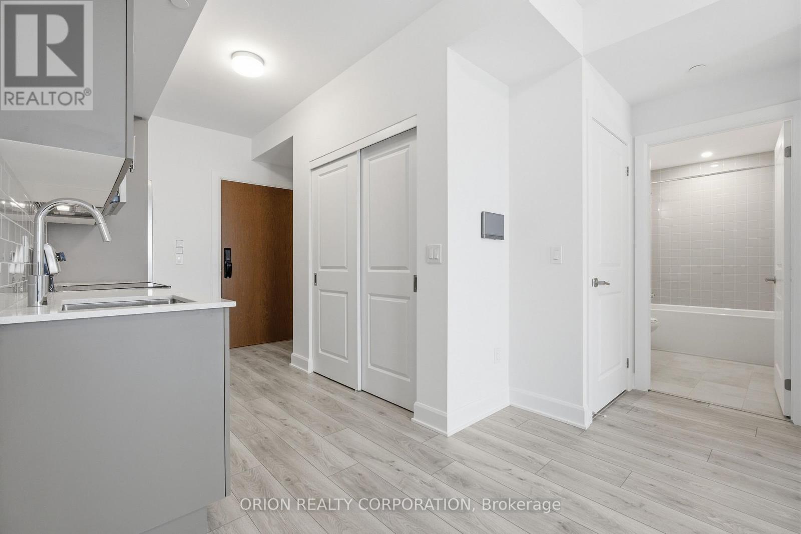 #308 3240 WILLIAM COLTSON AVENUE - 16