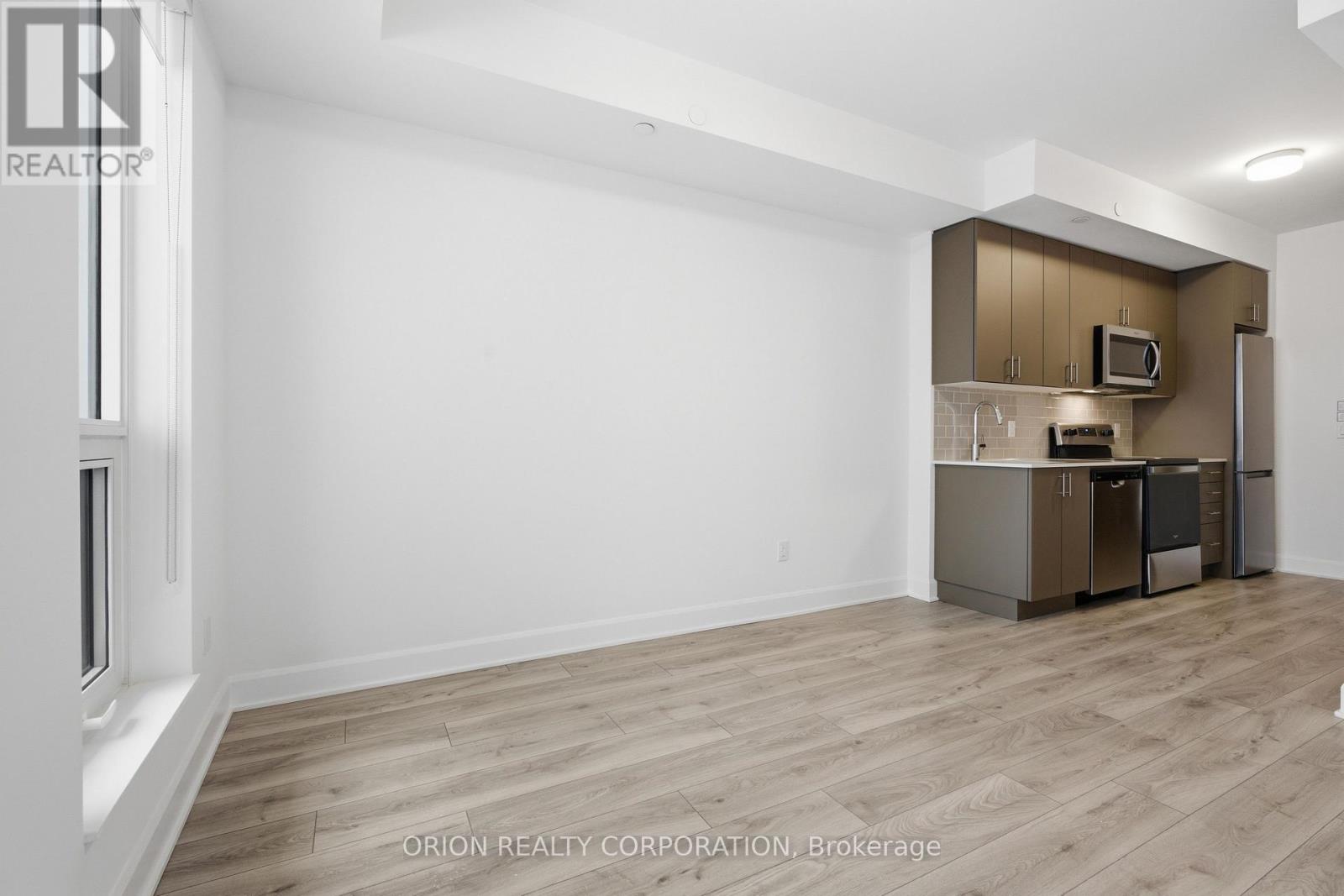 #308 3240 WILLIAM COLTSON AVENUE - 21