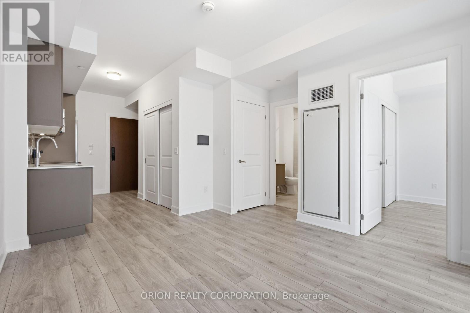 #308 3240 WILLIAM COLTSON AVENUE - 22