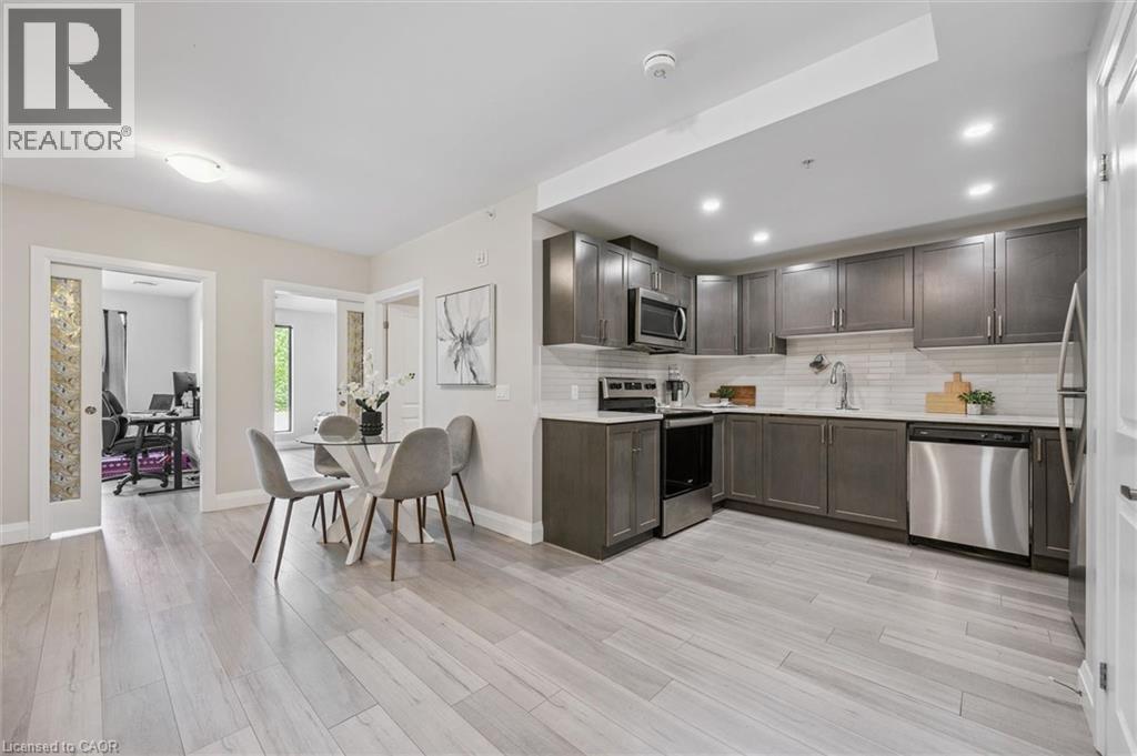 #113 5 WAKE ROBIN Drive - 10