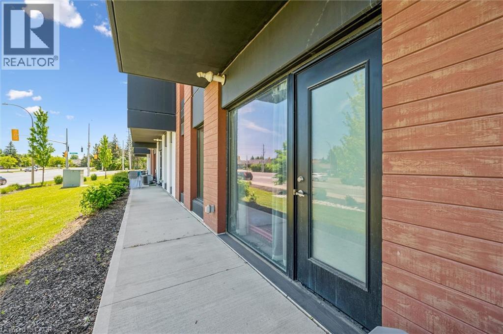 #113 5 WAKE ROBIN Drive - 24