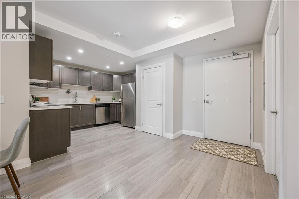 #113 5 WAKE ROBIN Drive - 6