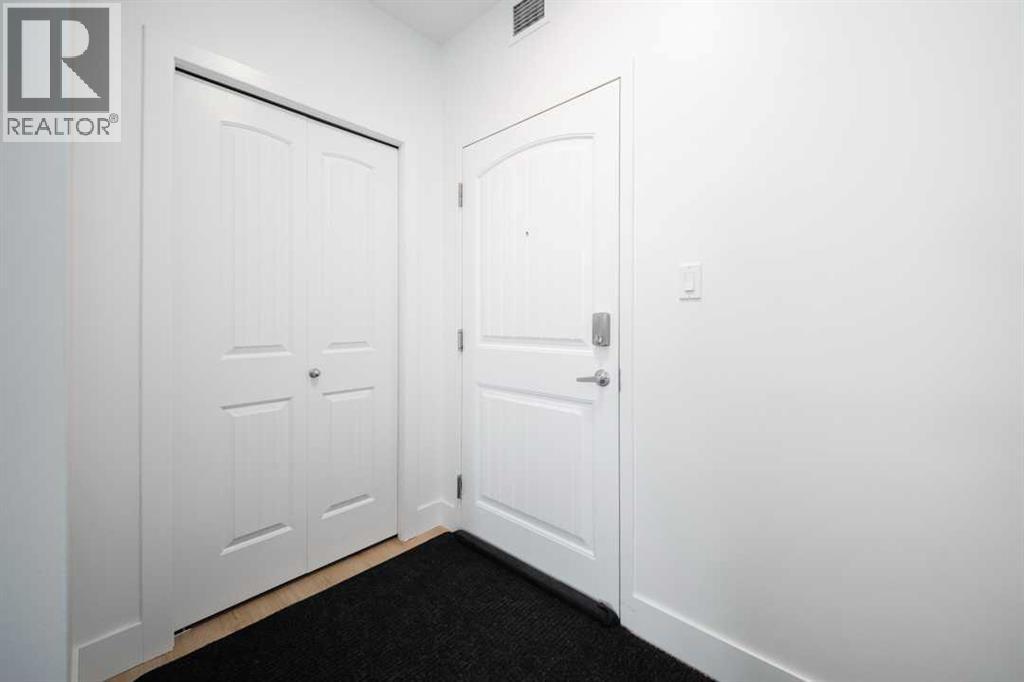 305, 136B Sandpiper Road - photo 3