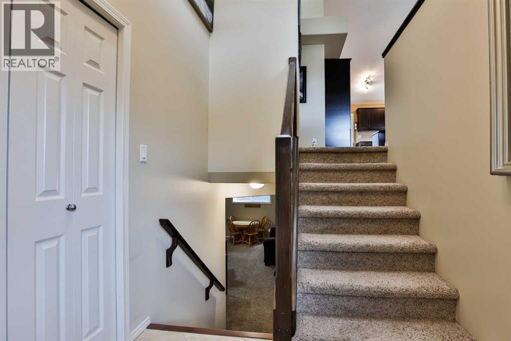 19 Firelight Way W - photo 4