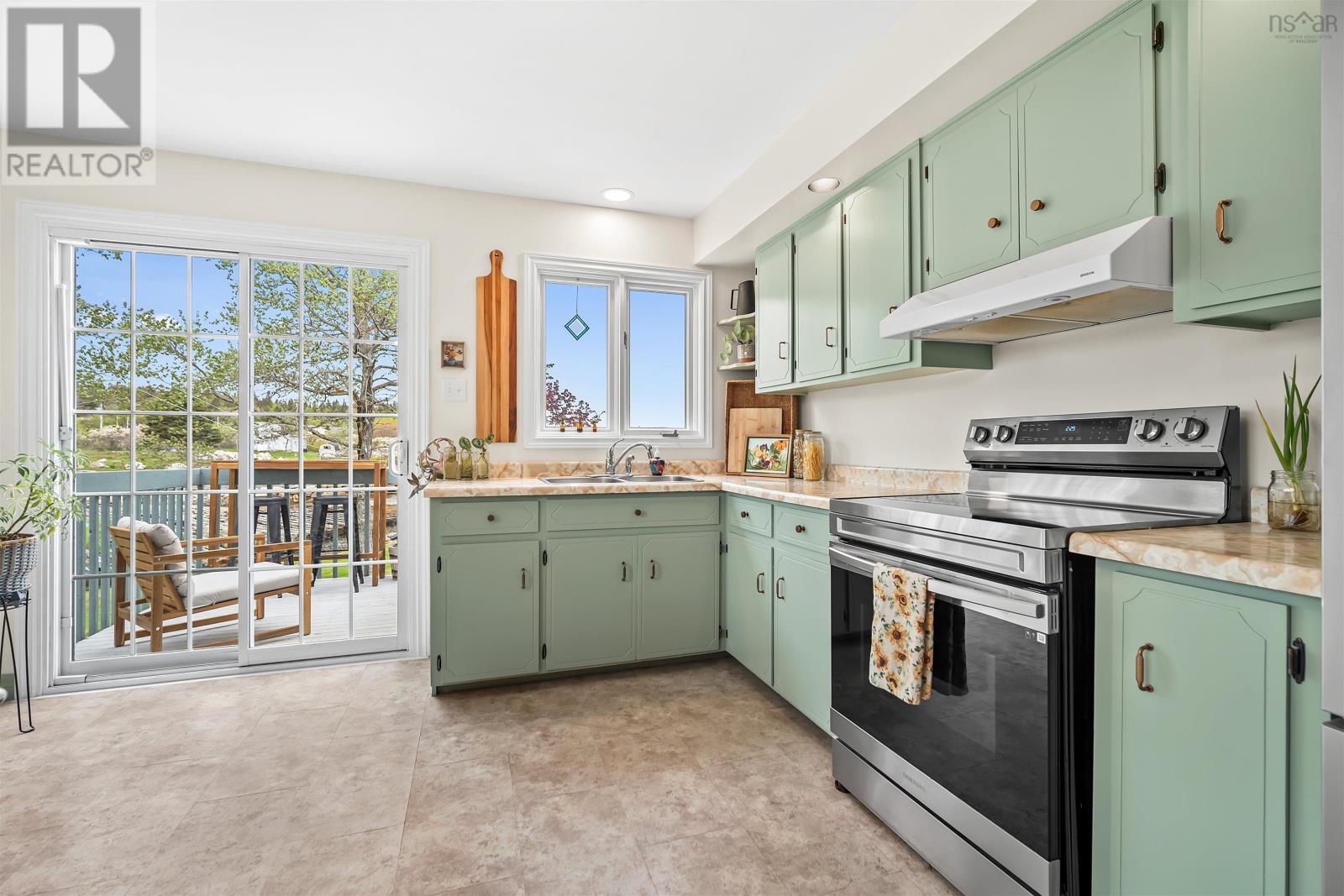 Property 1 of 49 of 8 Harrie Drive