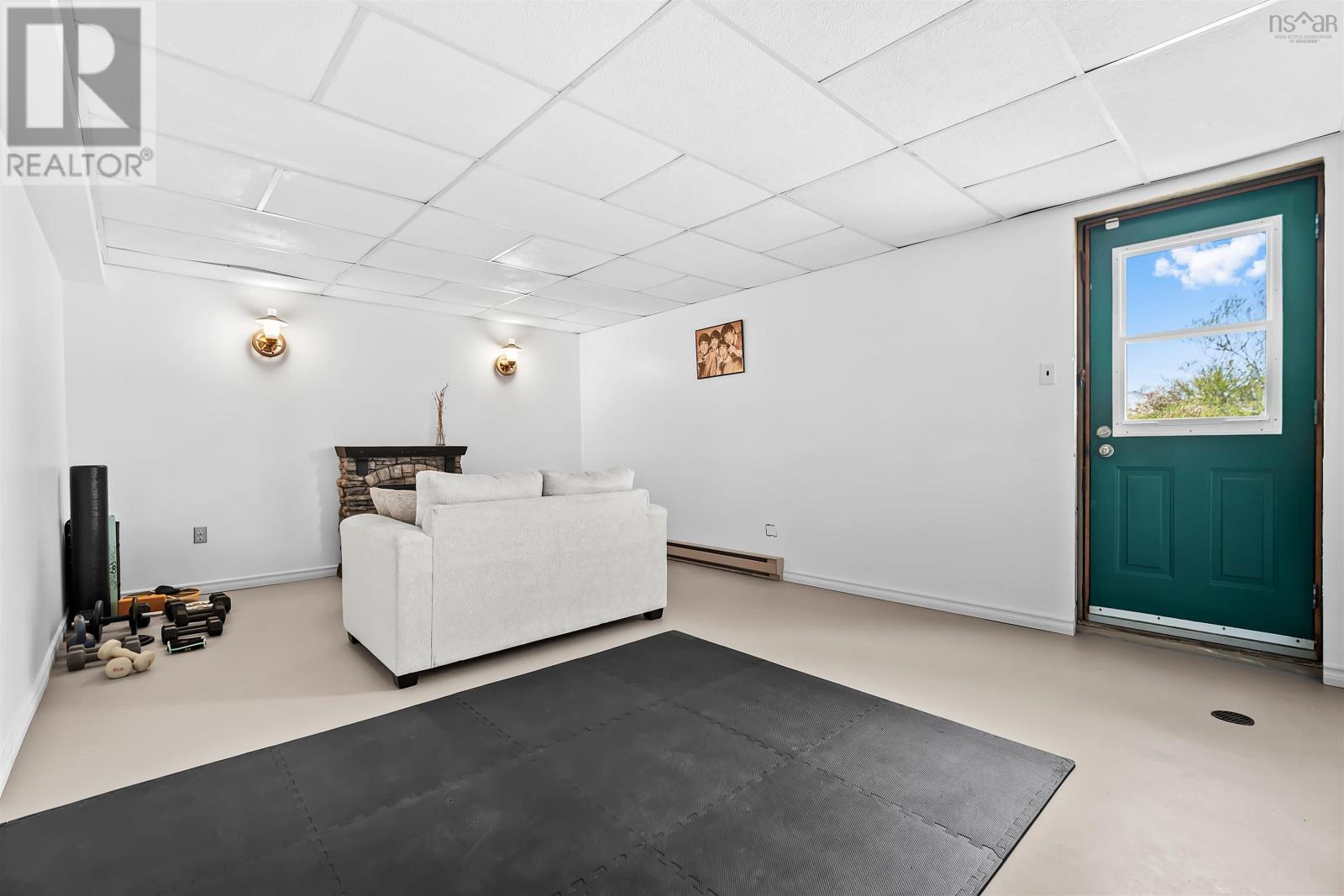 Property 20 of 49 of 8 Harrie Drive