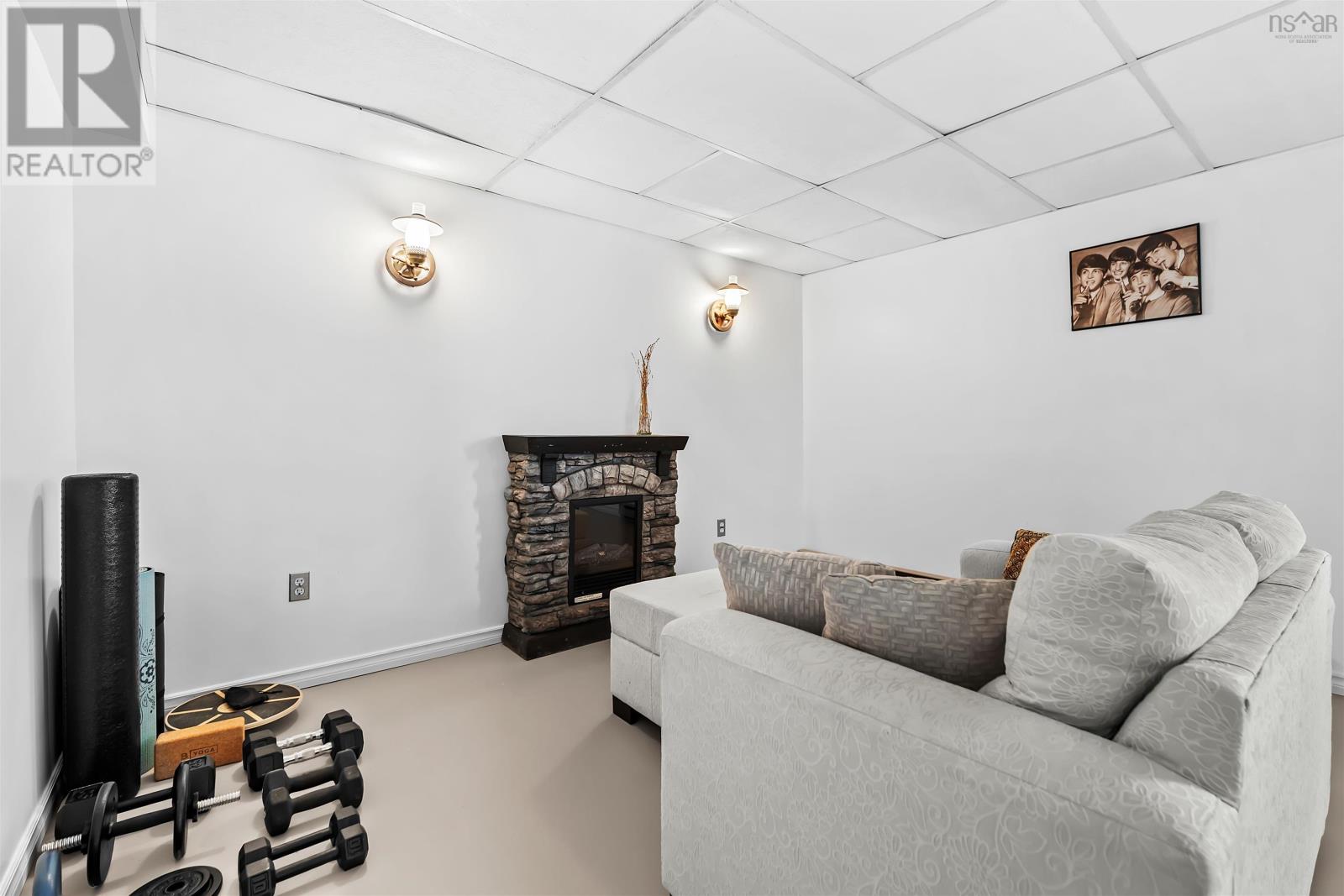 Property 36 of 49 of 8 Harrie Drive