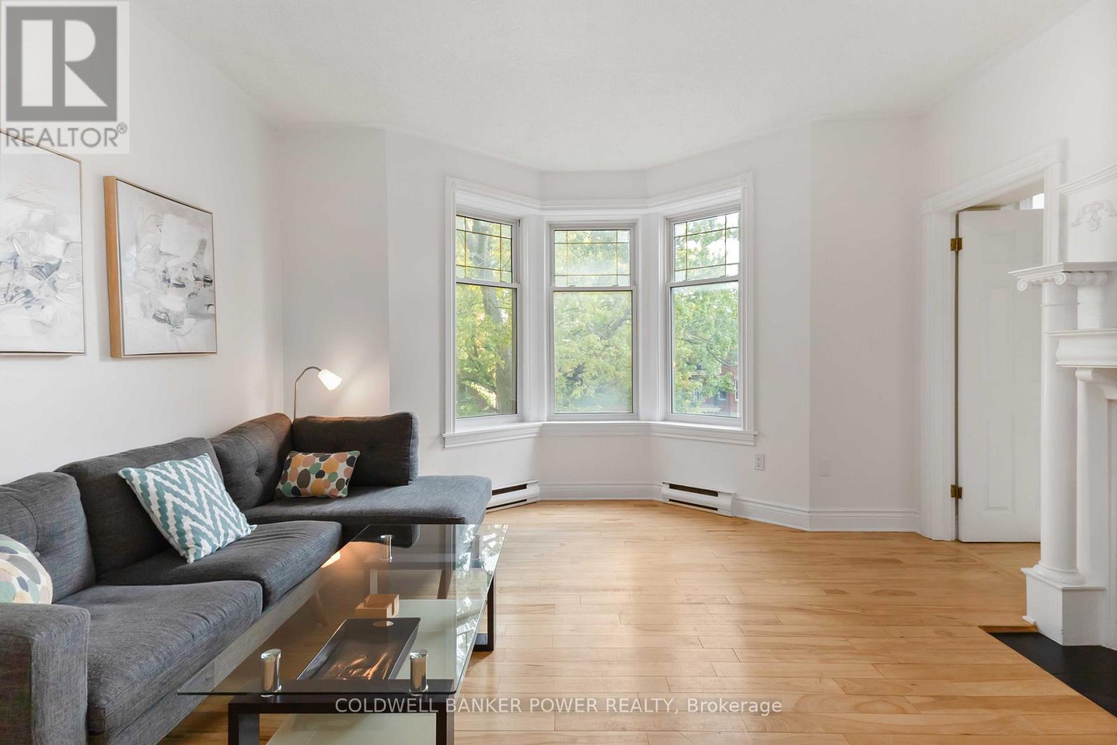 #308 460 WELLINGTON STREET - 11
