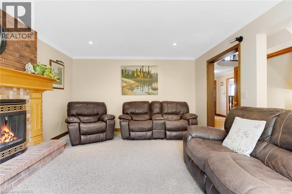 4-bedroom home for sale at 86 LYNDEN HILL Crescent, Brantford ON · photo 18 of 50