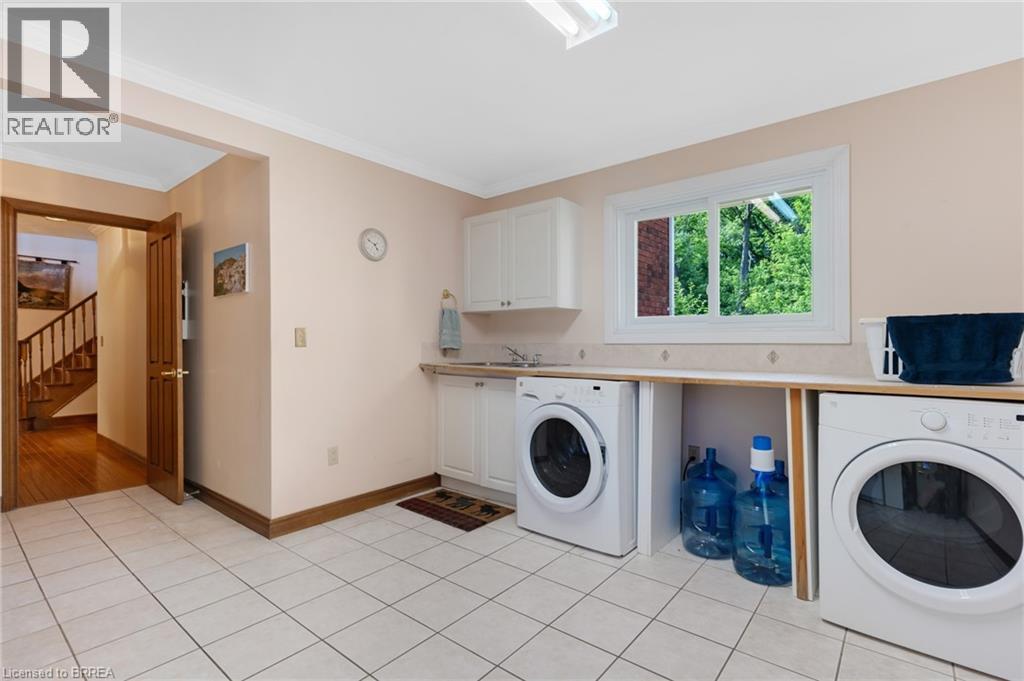 4-bedroom home for sale at 86 LYNDEN HILL Crescent, Brantford ON · photo 20 of 50