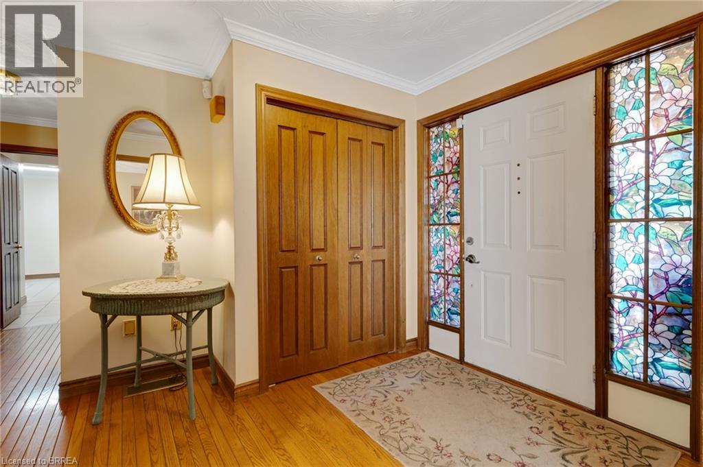 4-bedroom home for sale at 86 LYNDEN HILL Crescent, Brantford ON · photo 5 of 50